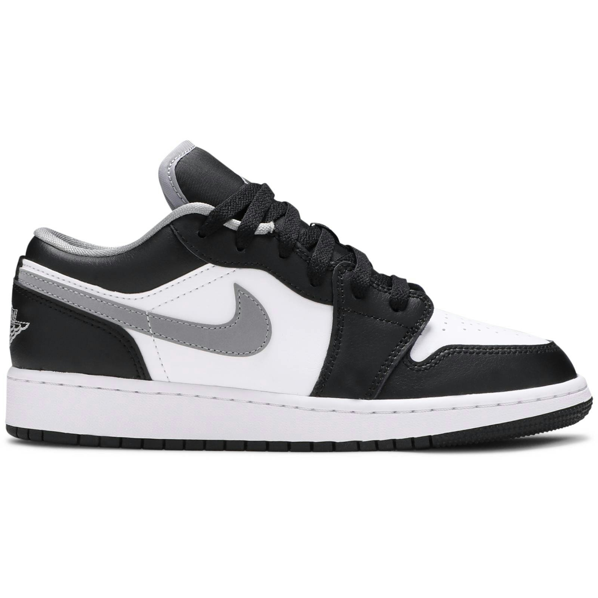 (Grade School) Air Jordan 1 Low Black Medium Grey 553560-040 Nicesnk